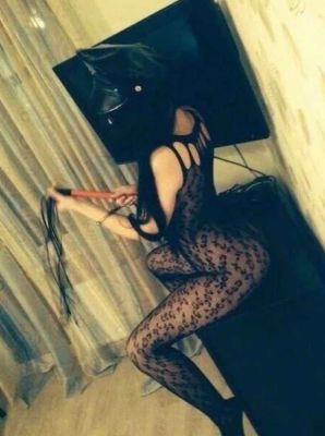 Пара ЖМ  выезд , ню-фото